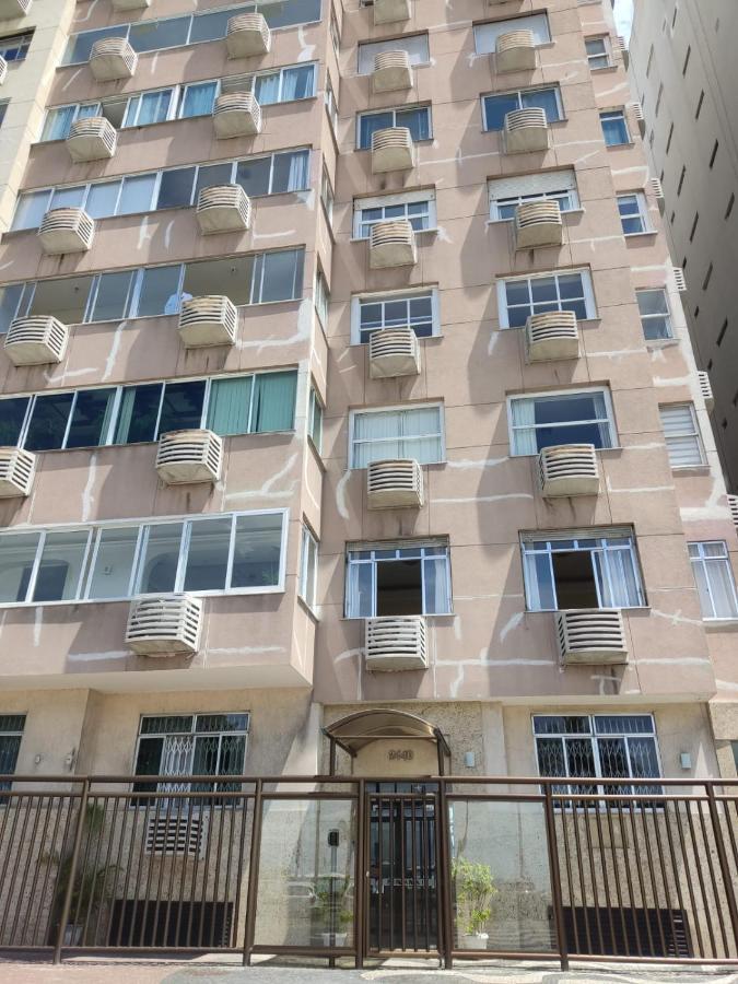 Apartamento Grande Com Vista Frente Mar Copacabana