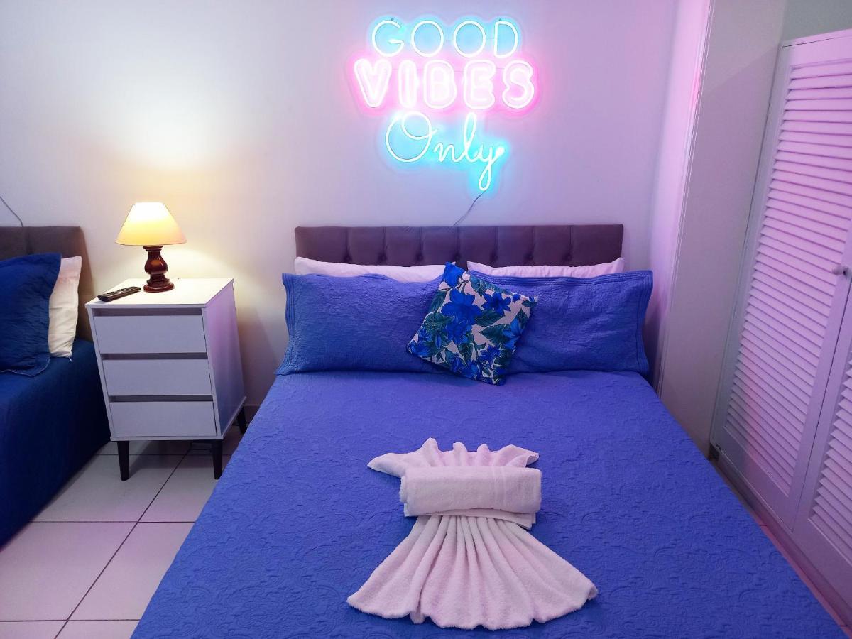 Temporada Na De Copacabana Ar, Wi-fi,smart Tv Apartamento *