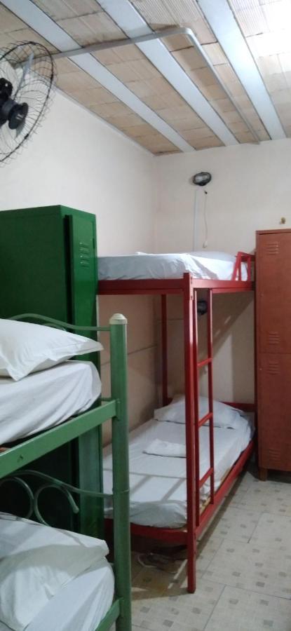 Casa Da Cacaia E Do Henrique Albergue *