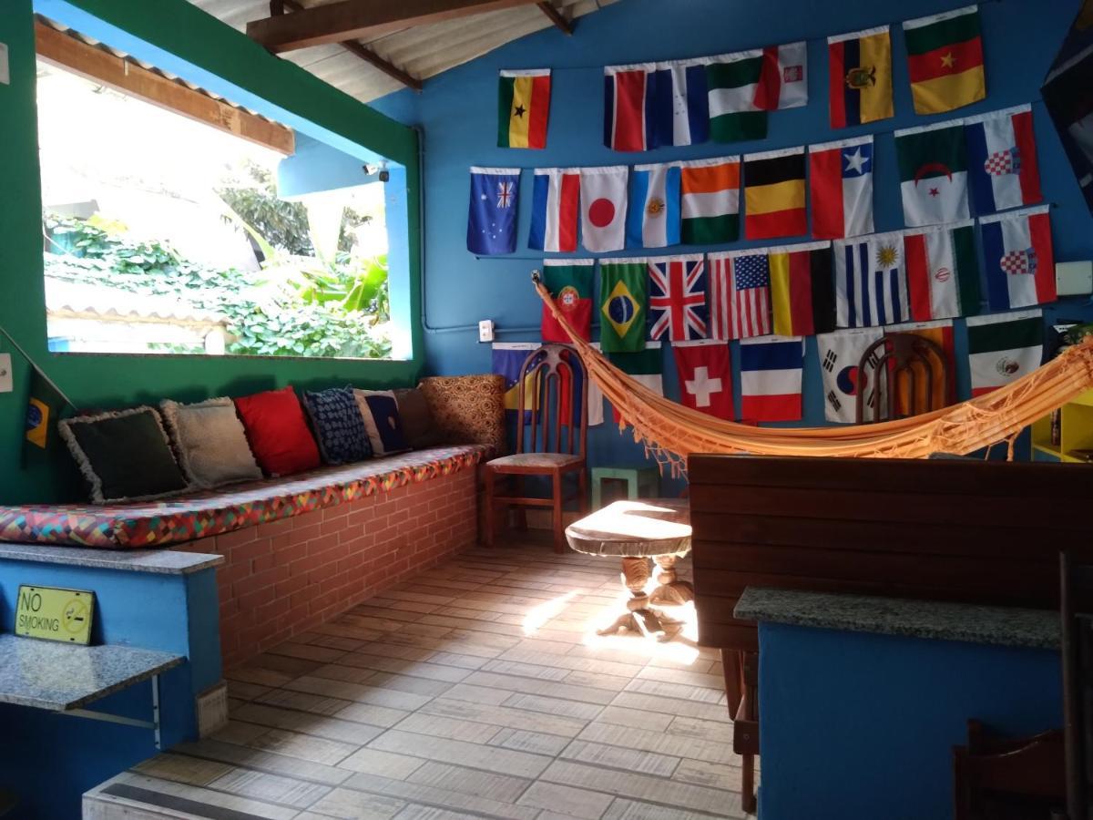Casa Da Cacaia E Do Henrique