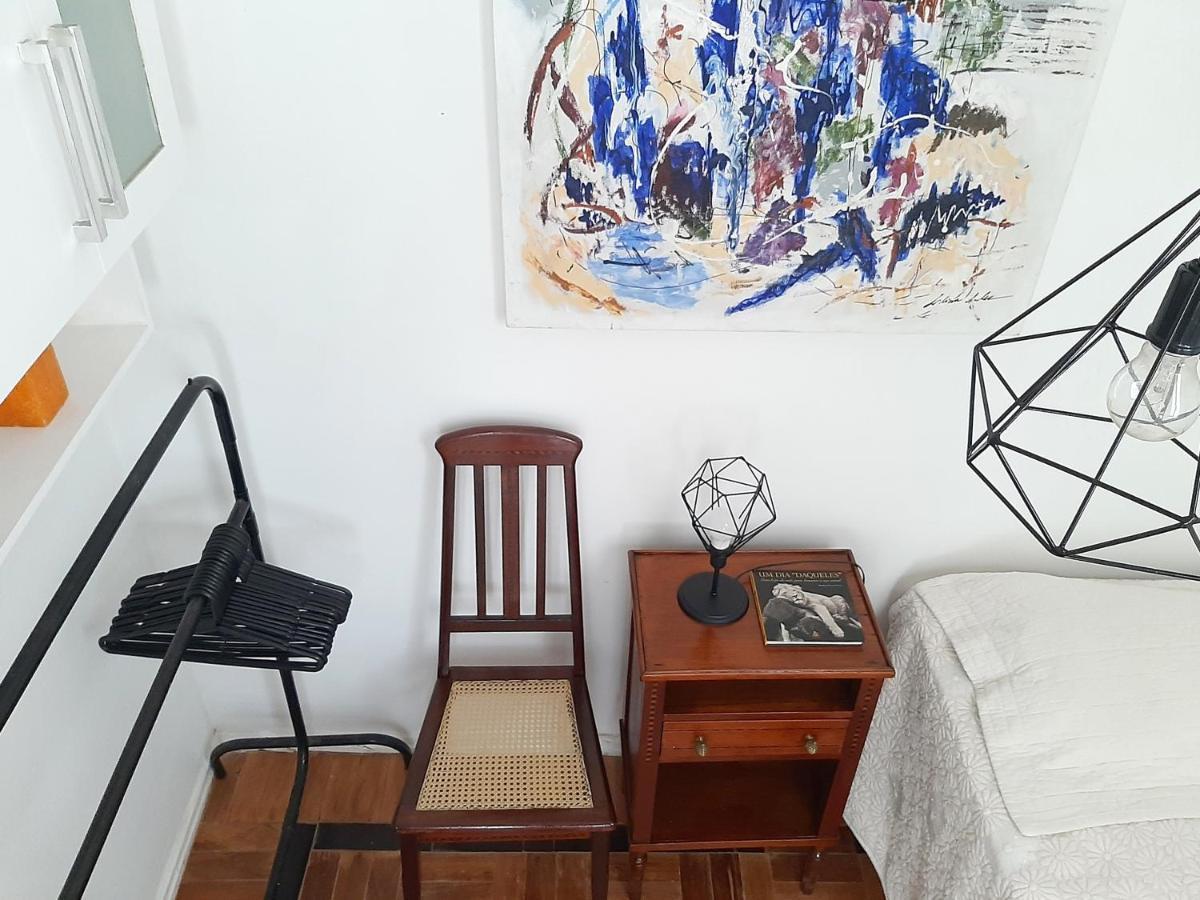 Quarto em Acomodações Particulares Linda Leblon Homestay - 3 Min To The
