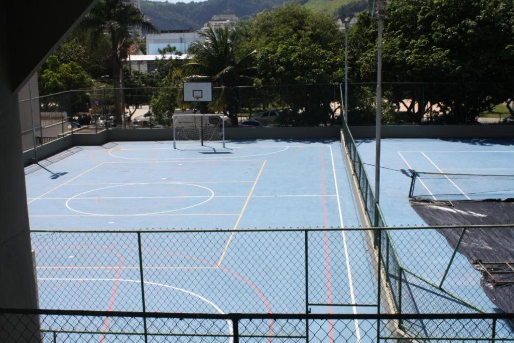 Flat Em Frente A Praia Da Barra * Rio de Janeiro