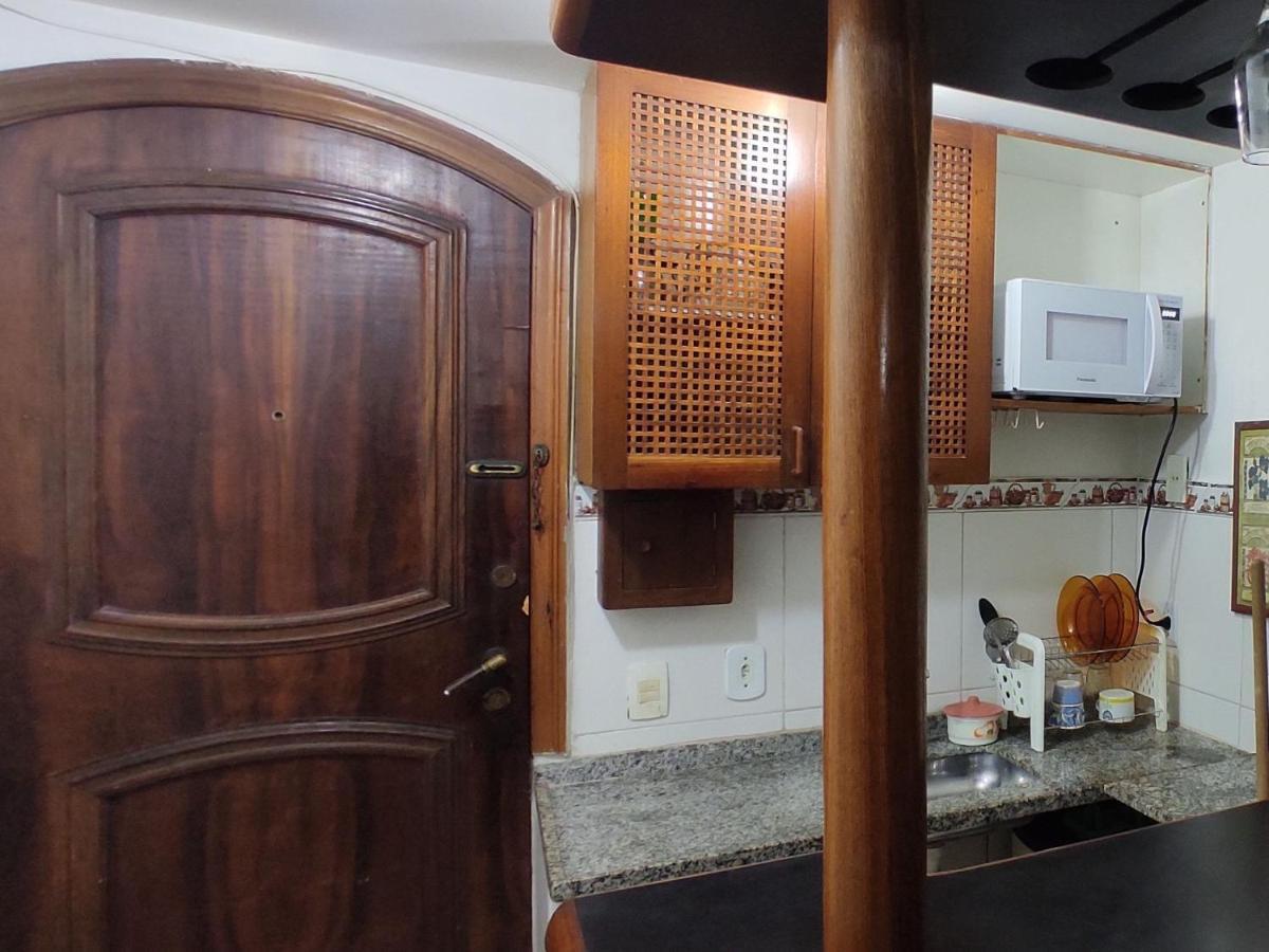 Studio confortável pertinho da praia de Copacabana Apartamento *