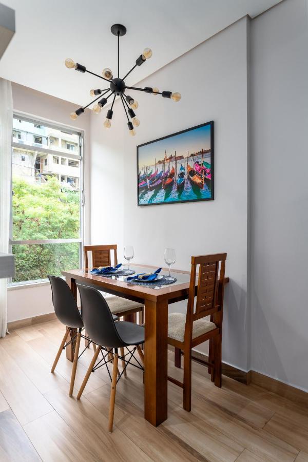 Moderno Em Copacabana - Ideal Para Casais - Sc305lt Z4 *