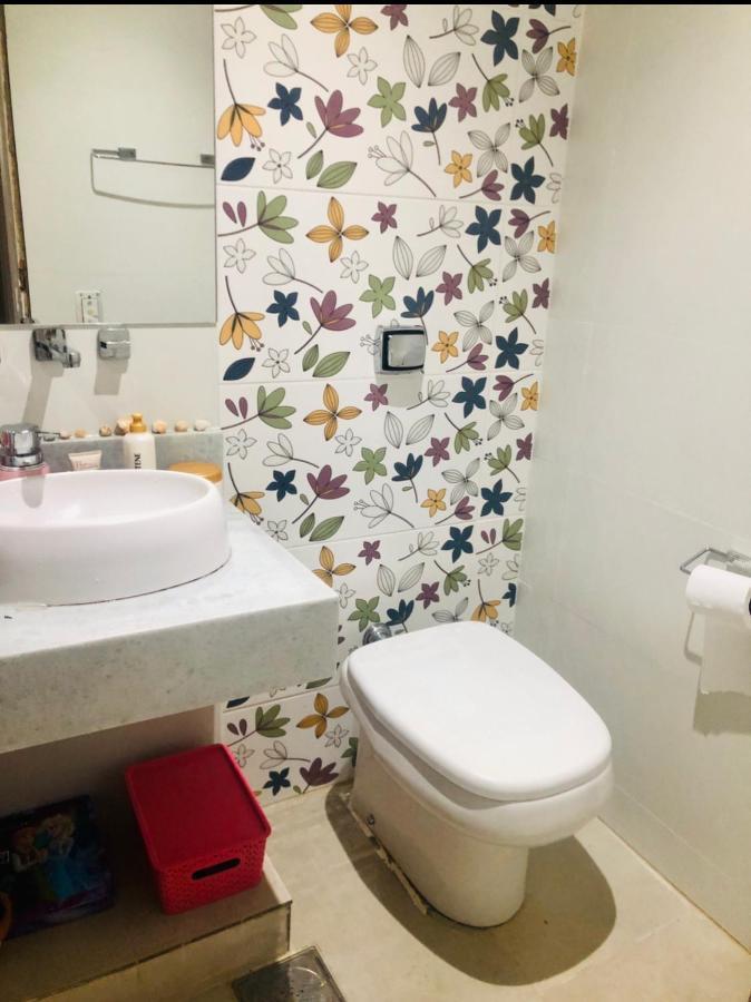 Amplo E Confortavel. Ar Condic, Wifi, Tv. Metro. Tijuca. Apartamento