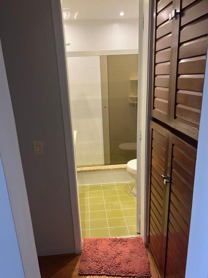 Apartamento Em Condominio Na Beira Da Da Barra Da Tijuca Rio de Janeiro