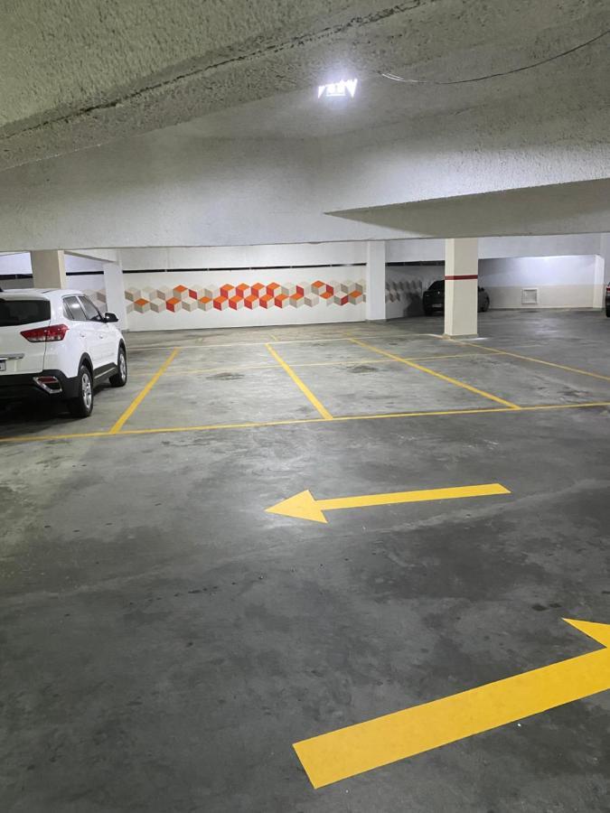Apartamento Apartamento Em Condominio Na Beira Da Da Barra Da Tijuca *