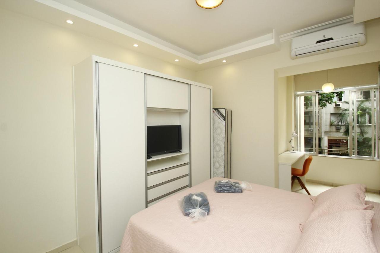Apartamento Apto Copacabana - Recem Reformado E Moderno, 5 Min. Da Praia!