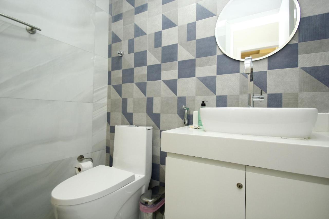 Apartamento Apto Copacabana - Recem Reformado E Moderno, 5 Min. Da Praia!