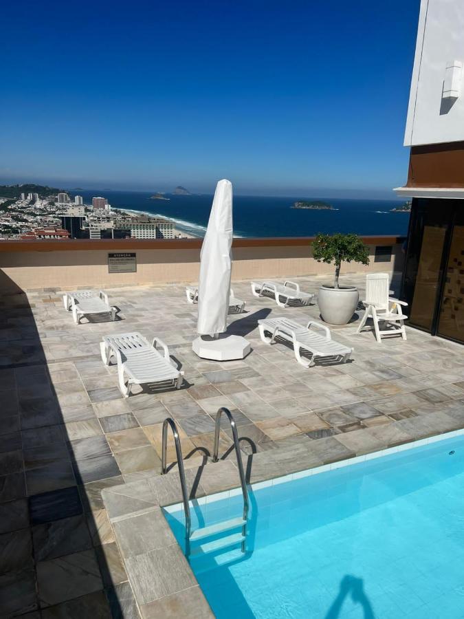 Apartamento Em Condominio Na Beira Da Da Barra Da Tijuca Apartamento *