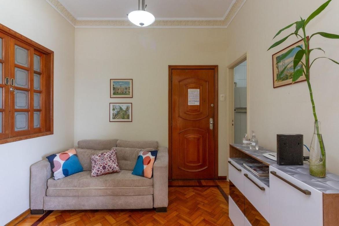 Apartamento Frente Mar Copacabana Avenida Atlantica