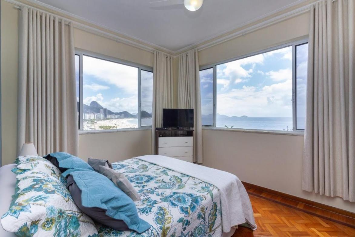 Apartamento Frente Mar Copacabana Avenida Atlantica Rio de Janeiro
