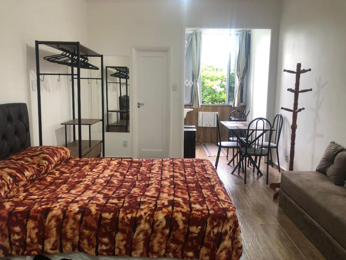 Copacabana Rua Tranquila E Arborizada Perto De Posto 2 Apartamento *