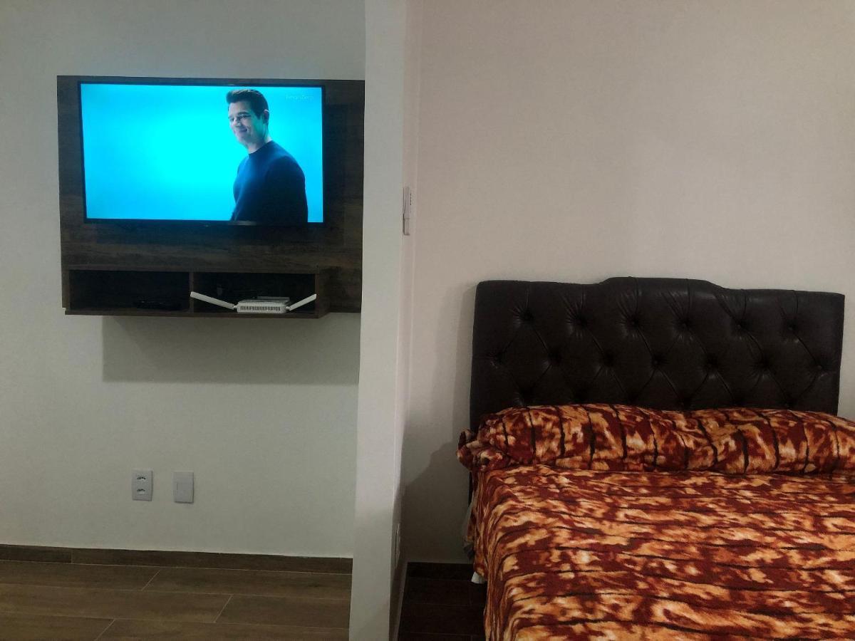 Copacabana Rua Tranquila E Arborizada Perto De Posto 2 Apartamento