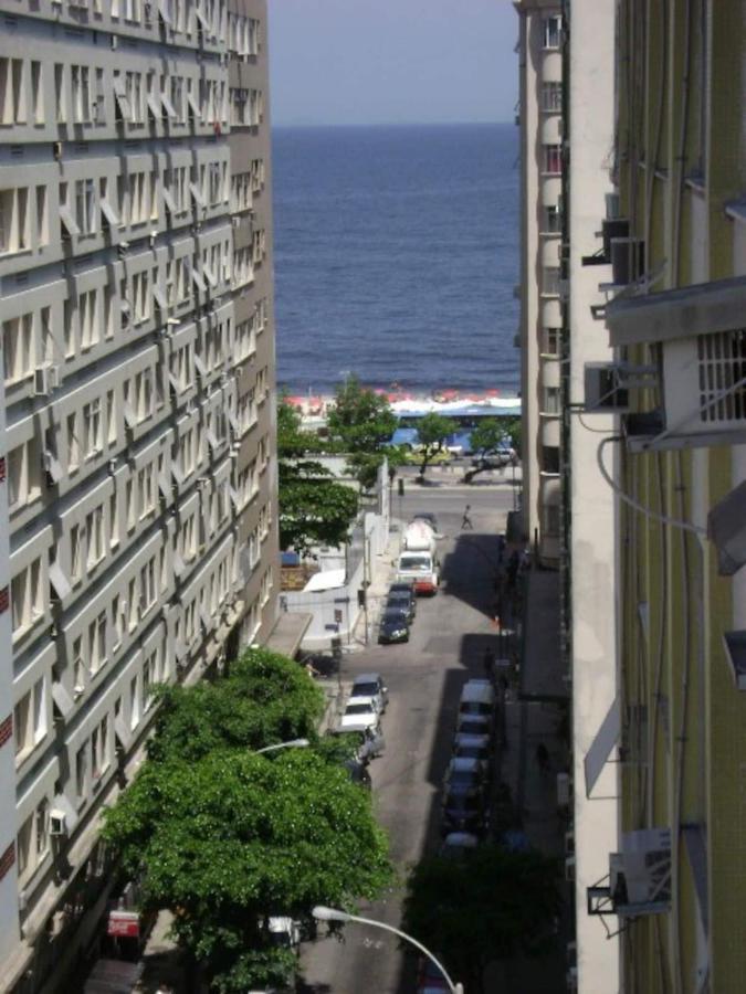Apartment Copacabana Beach Side View 9th Floor Natural Light