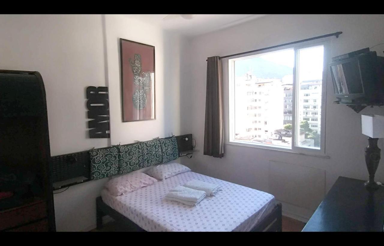 Copacabana Beach Side View 9th Floor Natural Light