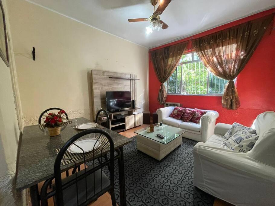 Apartamento Maravilhoso Apartamento Com Varandao Praia De Copacabana!