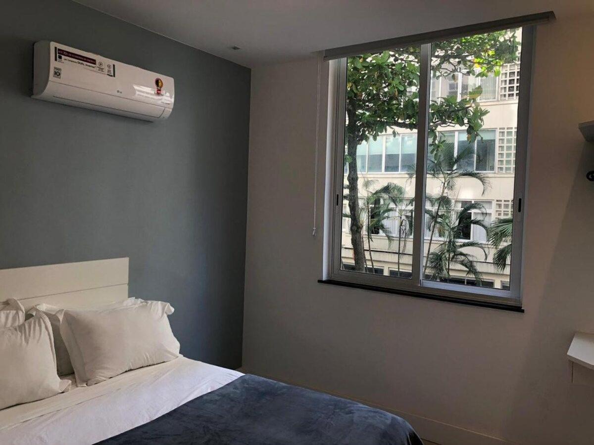 Novíssimo 2 Quartos Na Quadra Da * Rio de Janeiro