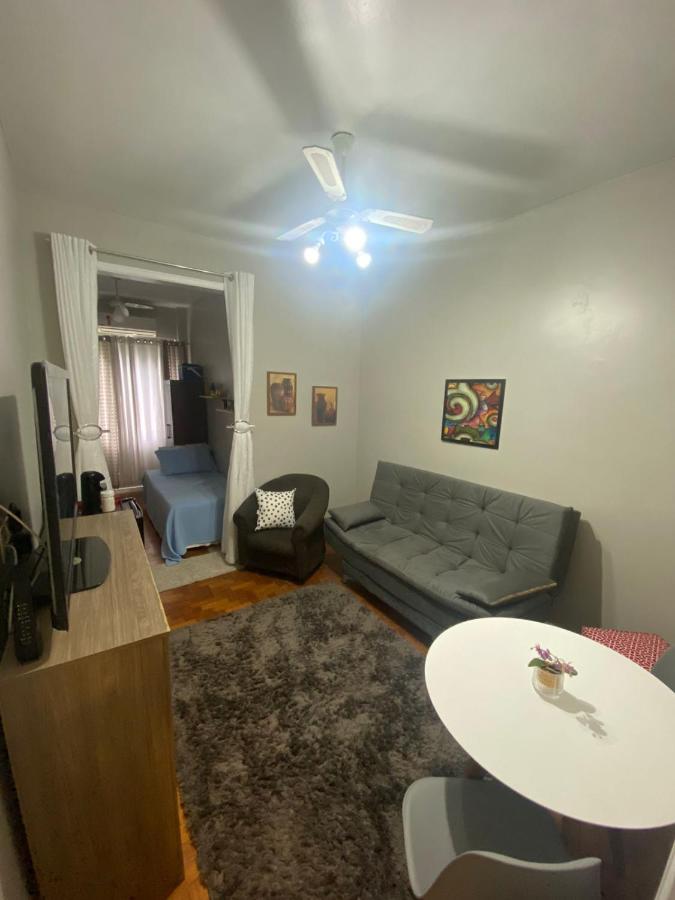Apartamento Em Copacabana - Rj *