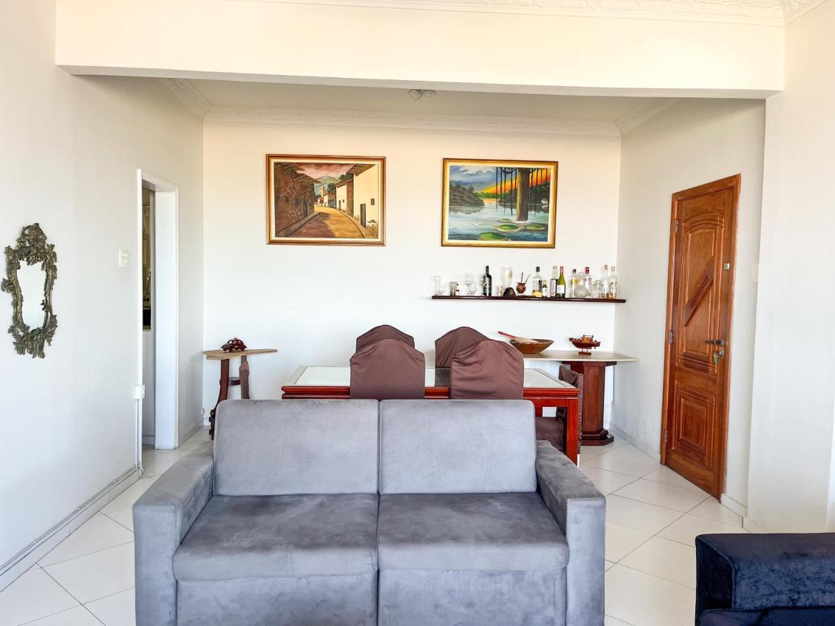 Apartamento Grande Com Vista Frente Mar Copacabana *