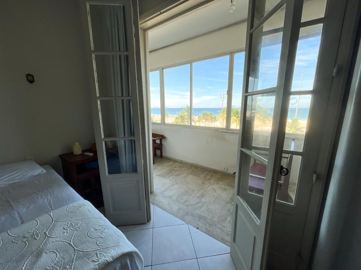 Apartamento Apartamento Grande Com Vista Frente Mar Copacabana Rio de Janeiro