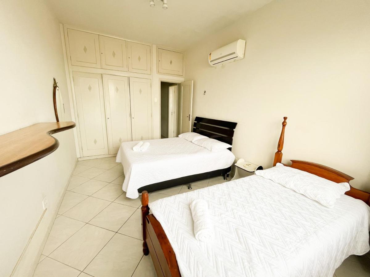 Apartamento Grande Com Vista Frente Mar Copacabana Rio de Janeiro