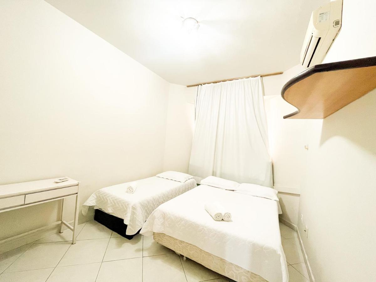 Apartamento Grande Com Vista Frente Mar Copacabana * Rio de Janeiro