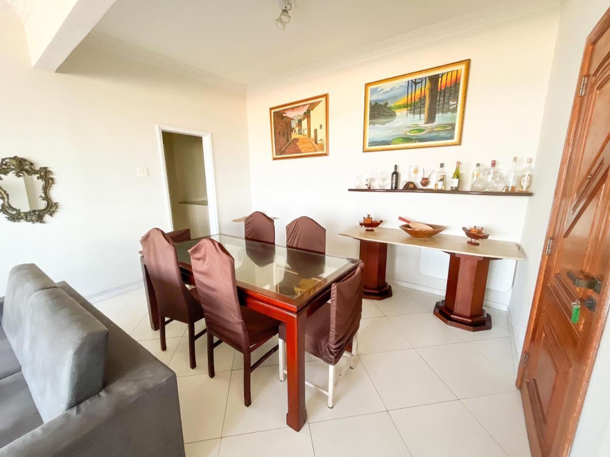 Apartamento Grande Com Vista Frente Mar Copacabana * Rio de Janeiro