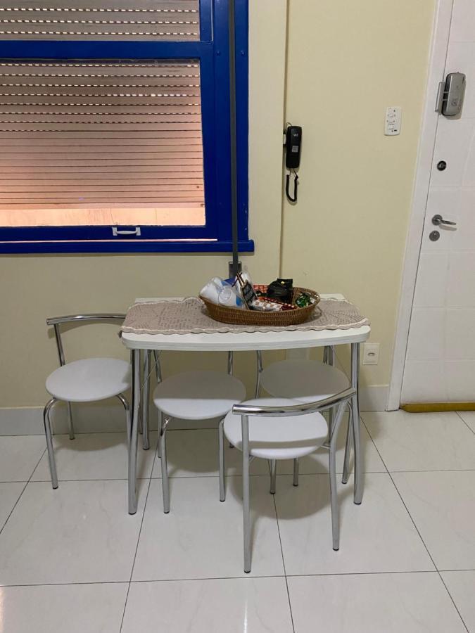 Copa - Copacabana Posto 4 Quadra Da *