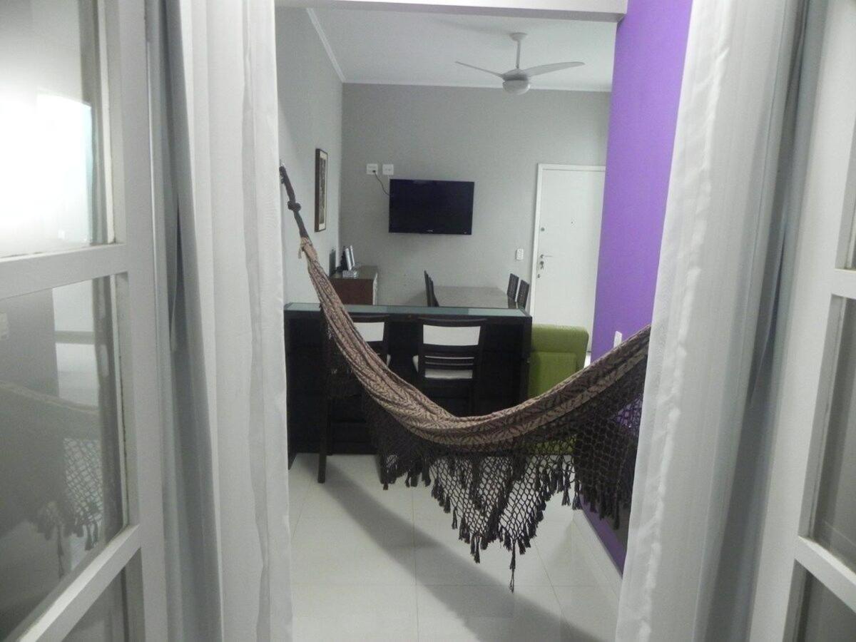 Colado Na Com Mini Varanda. Apartamento *