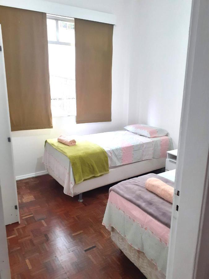Quarto em Acomodações Particulares Lindo Na De Botafogo