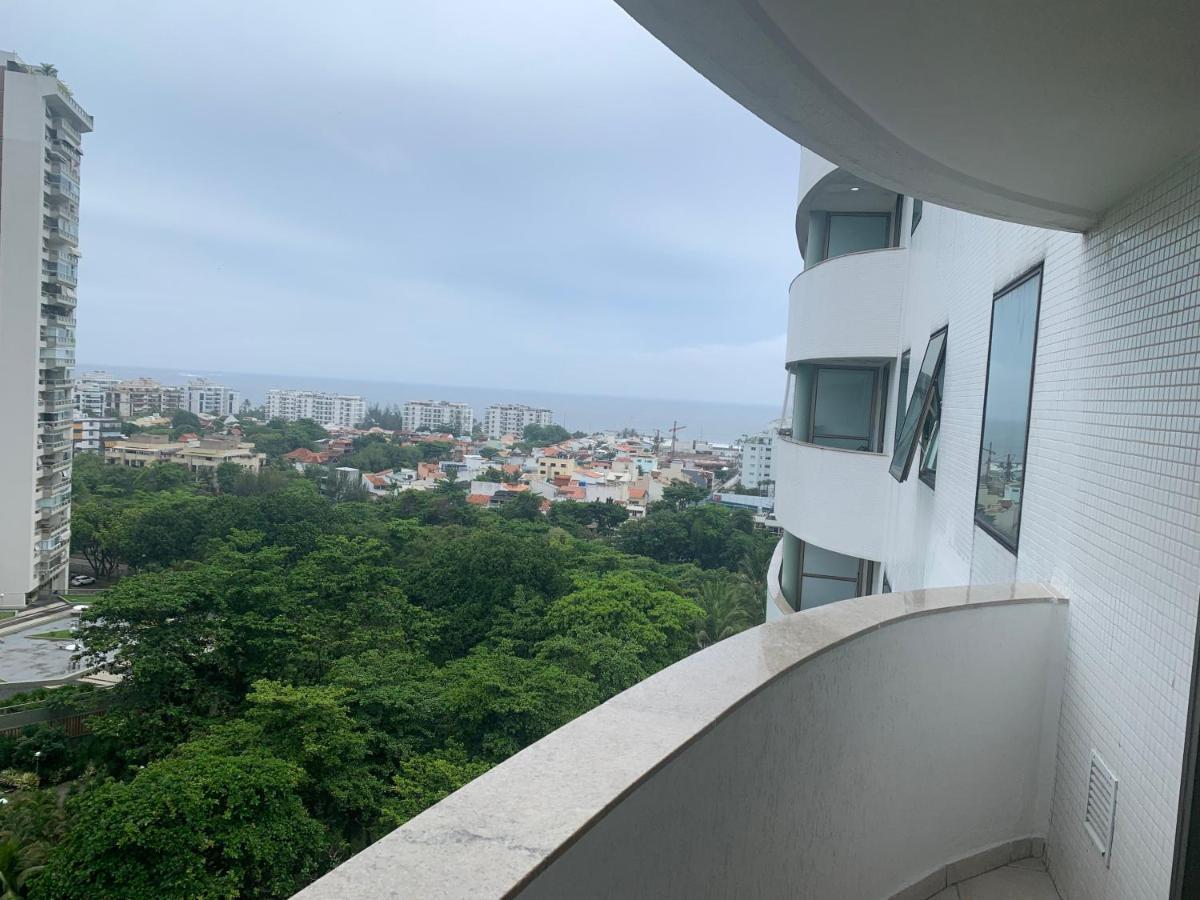 Lindo Flat Na Barra Da Tijuca Com Vista O Mar * Rio de Janeiro