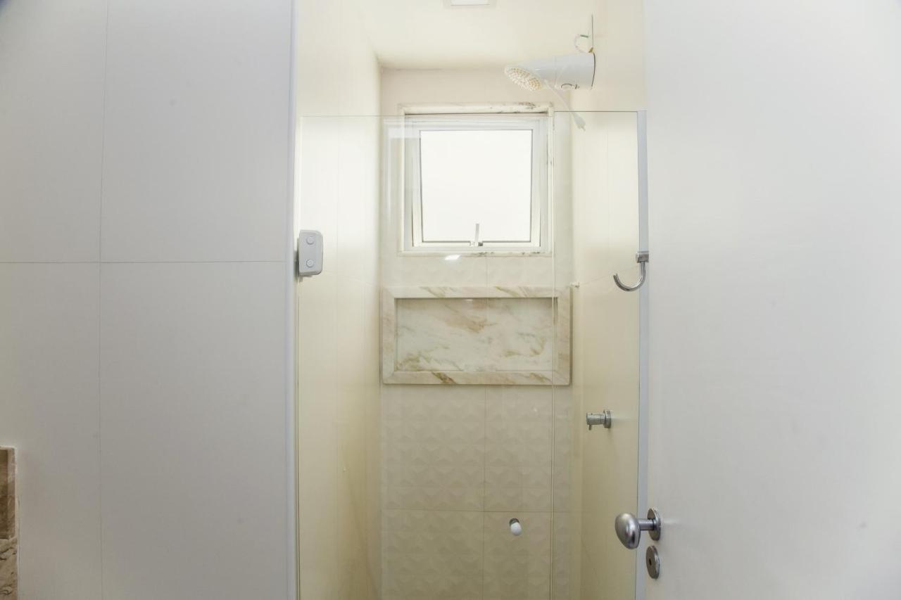 Apartment Agradavel No Leme - 100m Da Praia - Gs703 Z5 Rio de Janeiro