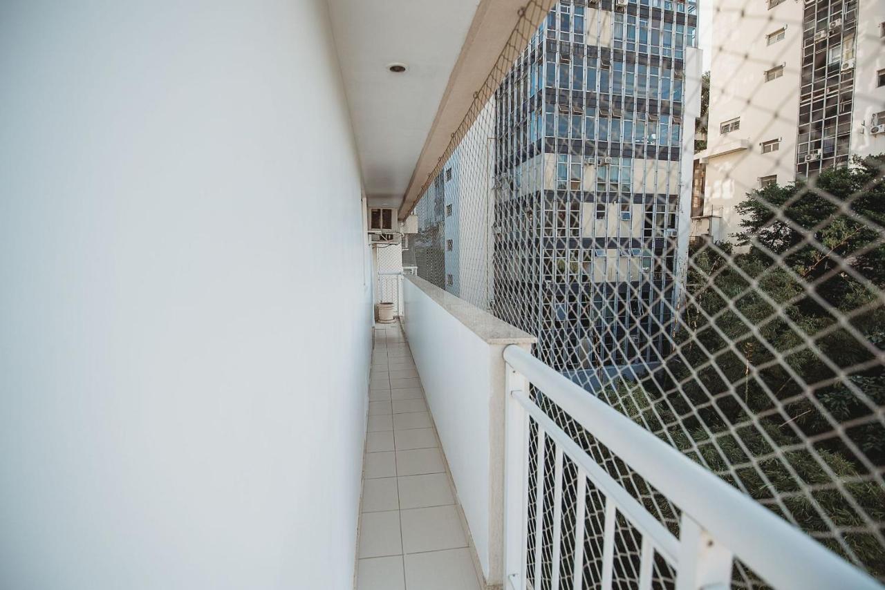 Completo Com Piscina E Area De Lazer Em Botafogo *