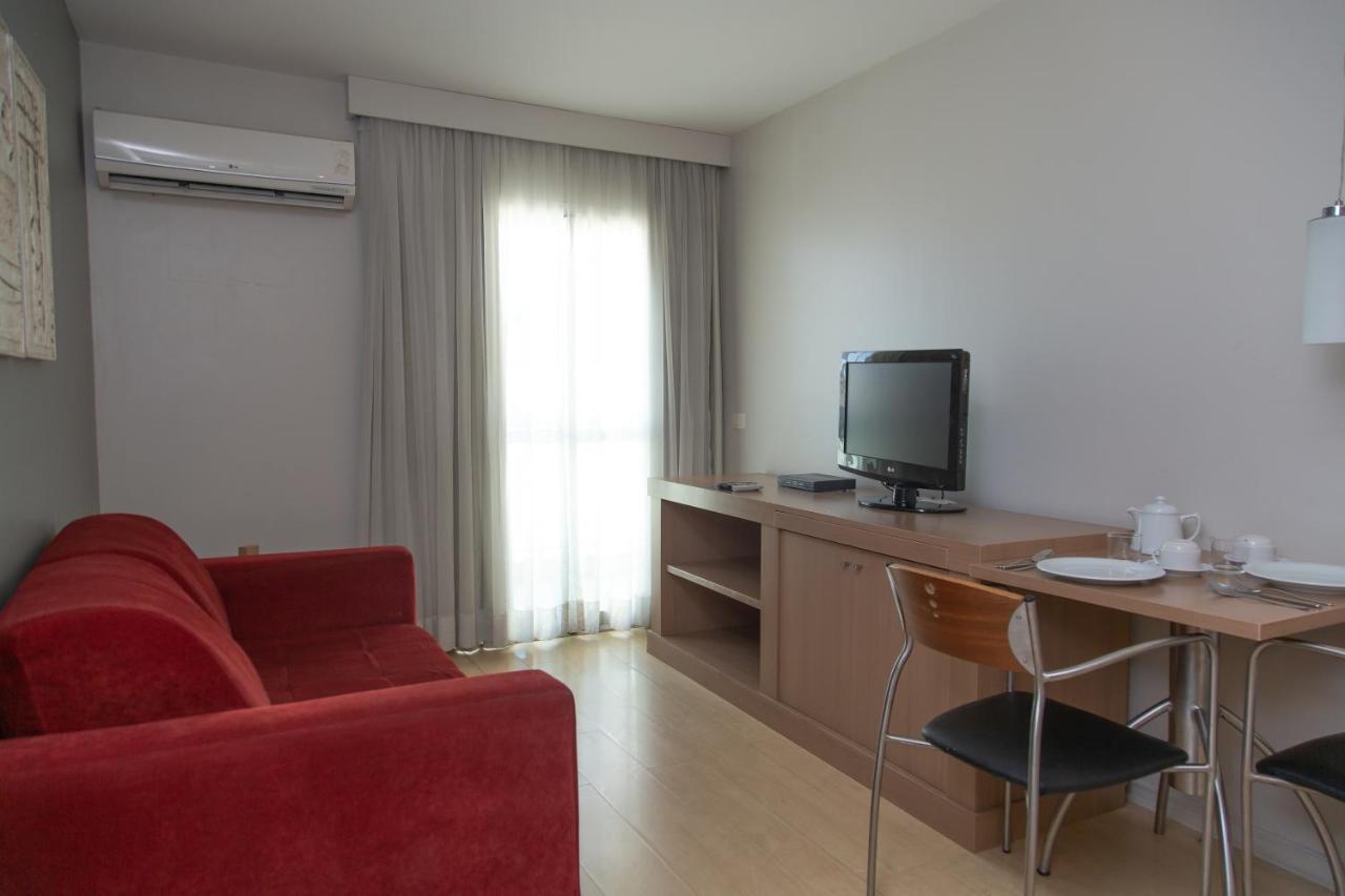 Lobie Queen Ipanema Apartment