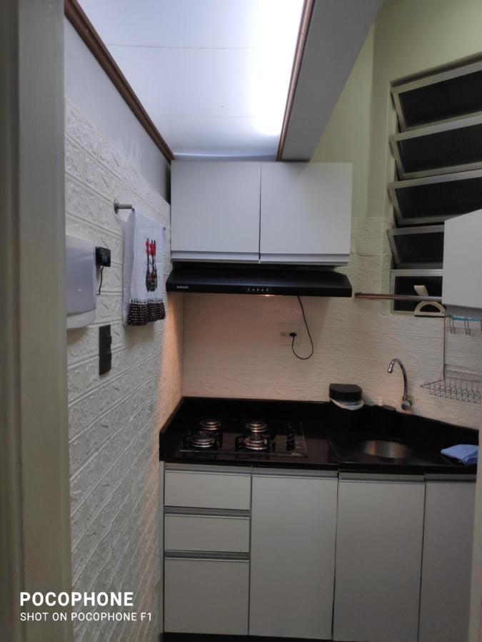 Apartamento Em Copacabana Na Quadra Da Praia