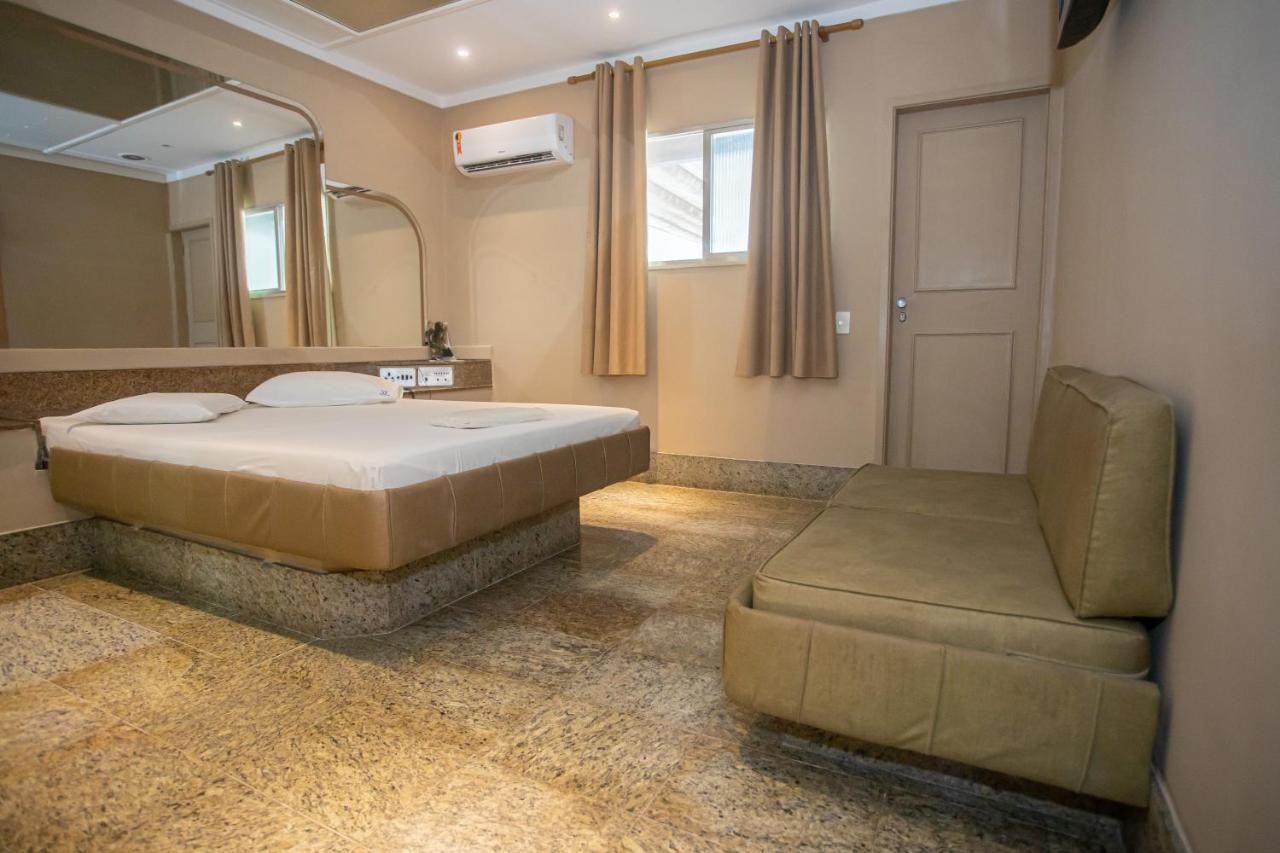 Love hotel Joy (adults Only) *