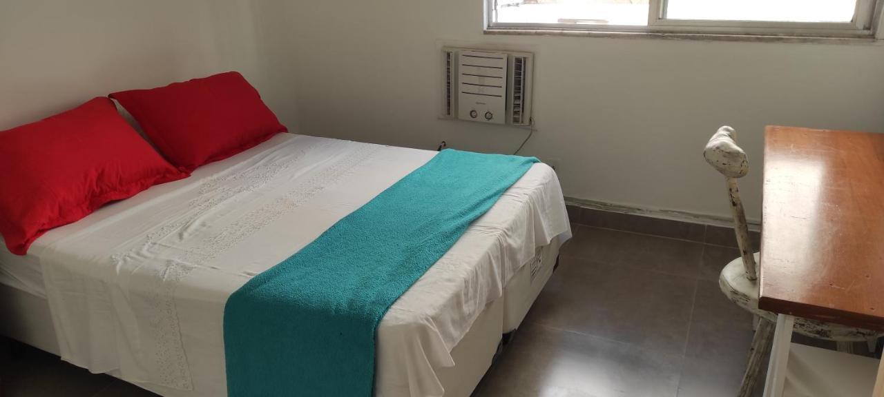 Apartamento Quadra Da Praia 18 *