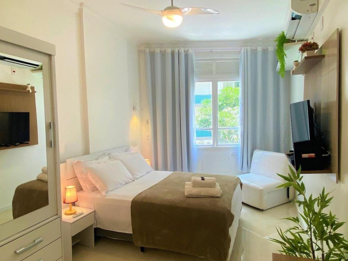 M30 - Quadra Da Copacabana - Formidável Apartamento *