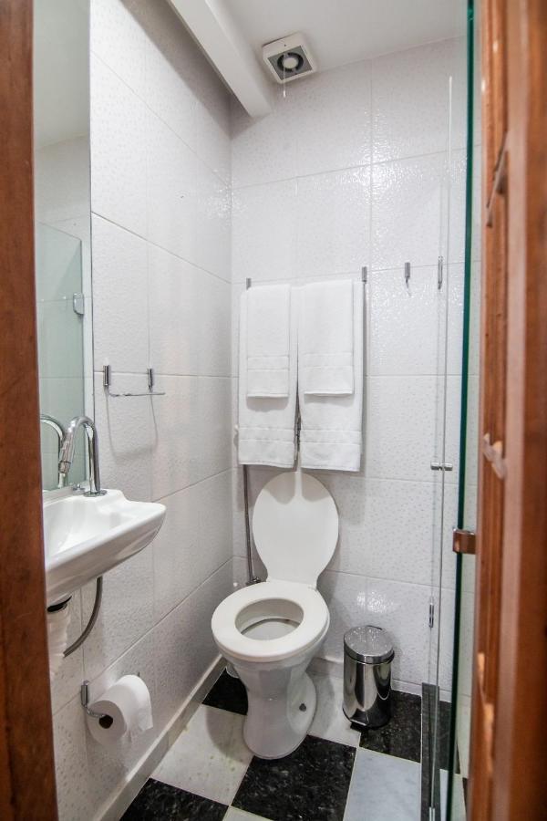 Block+laundry+2 Bathrooms Apartamento