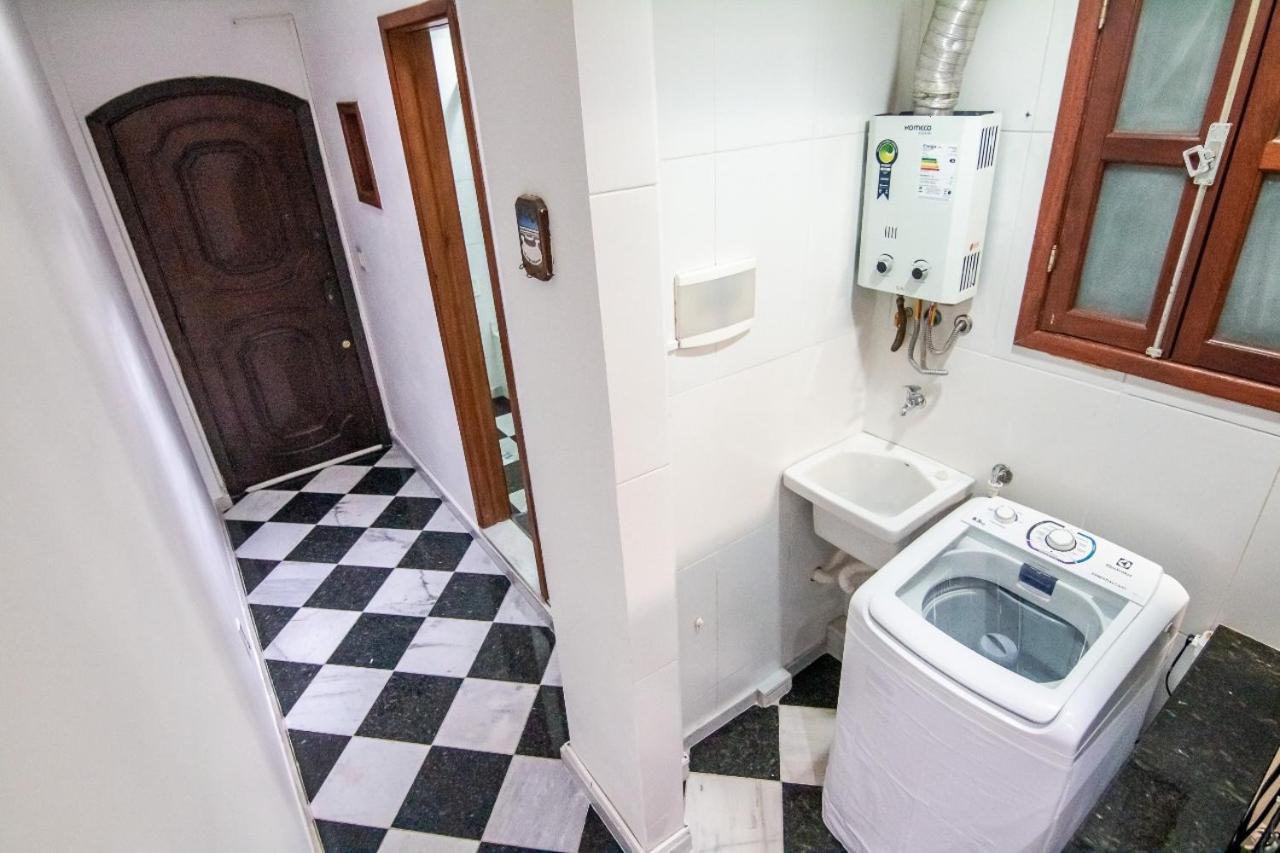 Block+laundry+2 Bathrooms *