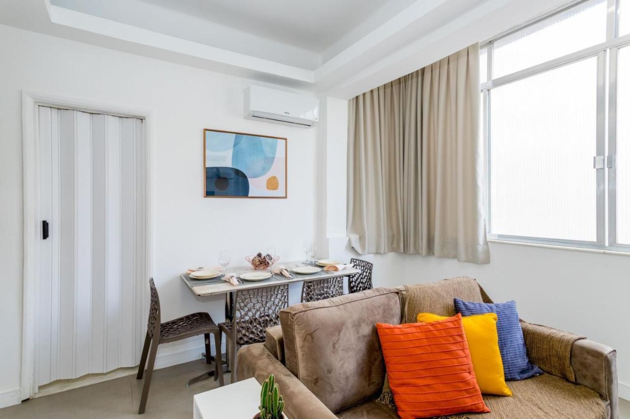 Apartamento Relax Em Copacabana, E Sala, 150 Mt Da Praia, Cozinha, Maq De Lavar Roupa E Ar