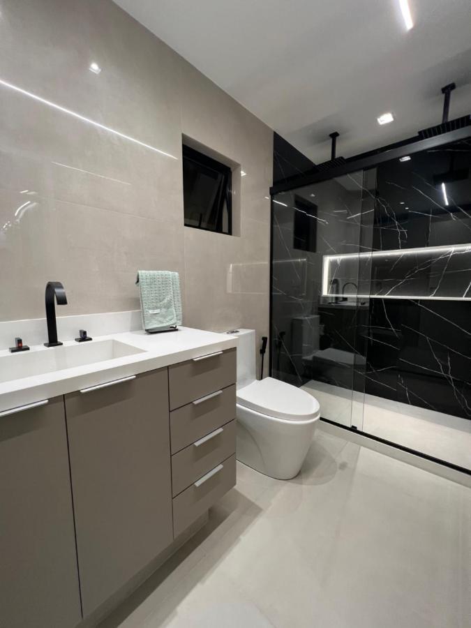 Copacabana Homes * Rio de Janeiro