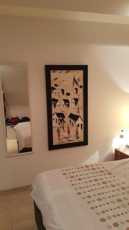 South Club Apartment *