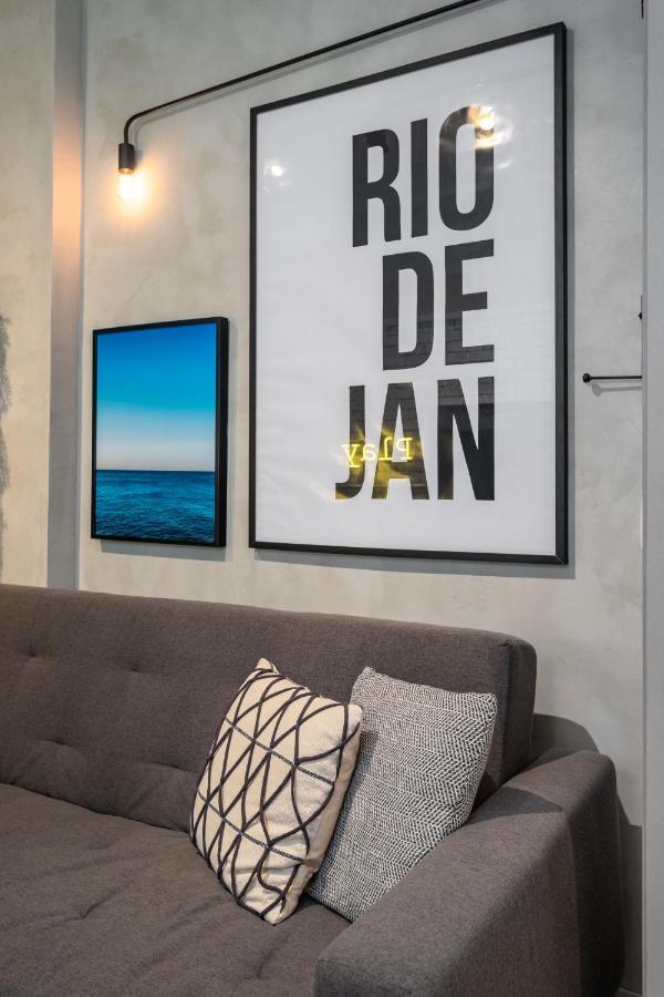 Apartamento Loft Em Copacabana - 250m Da - Df115 Z3 Rio de Janeiro