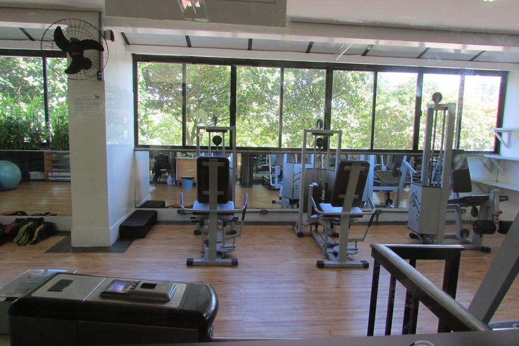 Aparthotel Lindo Apto No Barrabela, Todo Equipado, Com Arcondicionados Split Novos No E Na Sala, Limpissimo, Cheiroso, Novinho, Em Frente A Praia, Com Piscina Aquecida, Sauna, Quadra, Academia, Lavanderia, Salao De Beleza, Restaurantes, Mercad *