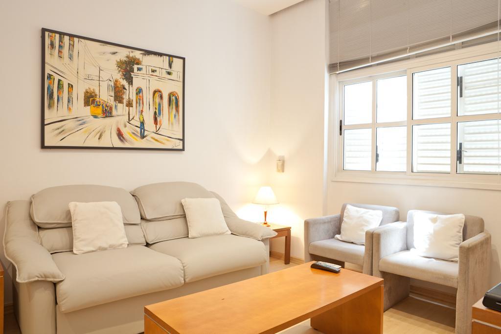 South Club Apartment *