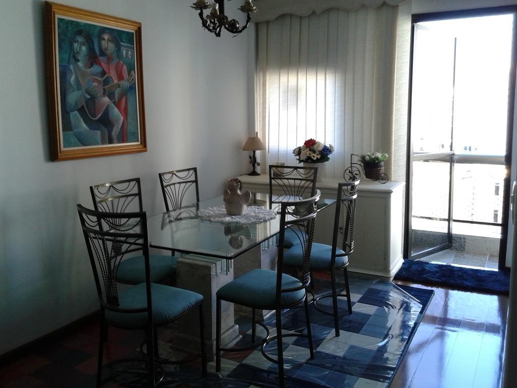 Alojamento de Acomodação e Pequeno-almoço Hosts In Rio