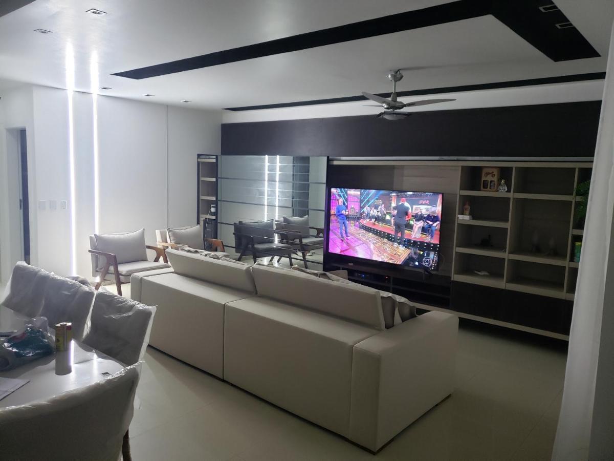 Casa De Em Frente Ao Shopping Recreio Holiday home *