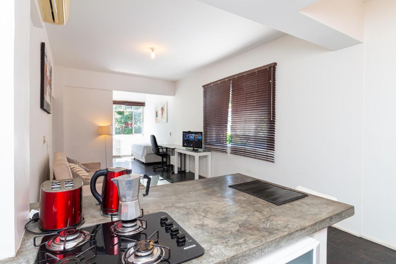 One Bed Fully Climatized Favela Experience 240mb Wifi With Laundry Apartamento